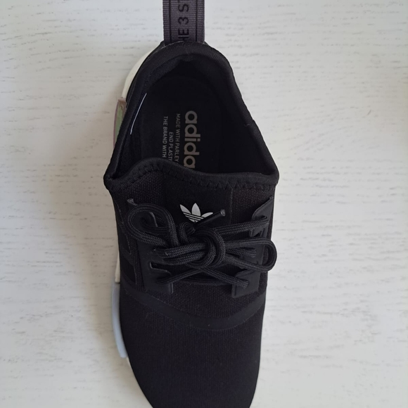 Running Shoes - Picture 7 of 10